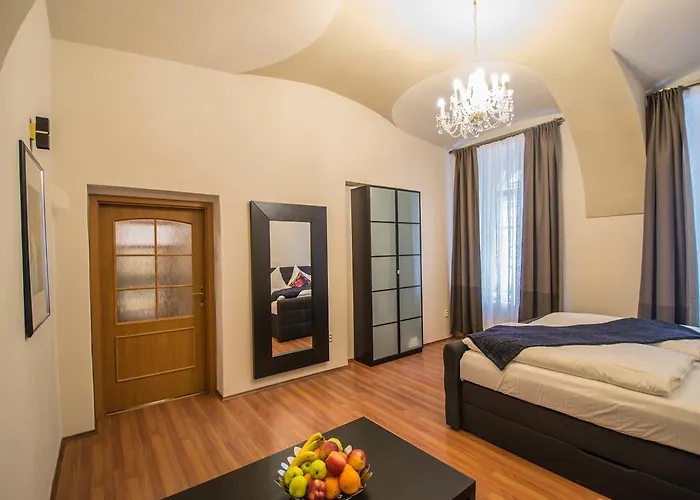 4Bdr Historical Spirit Apt By Ruterra